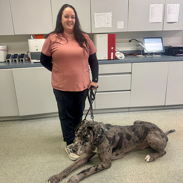 Portrait of Danielle, licensed veterinary technician and certified veterinary practice manager